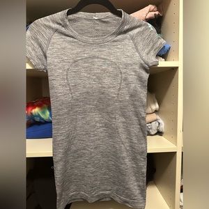 Lululemon dry fit tee